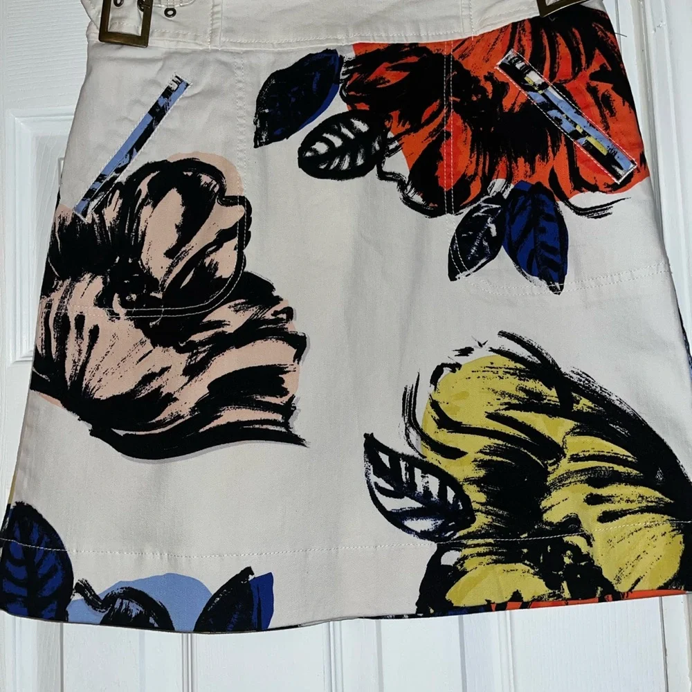 Beautiful Skirt, Size believed to be a 10 - Picture 3 of 4